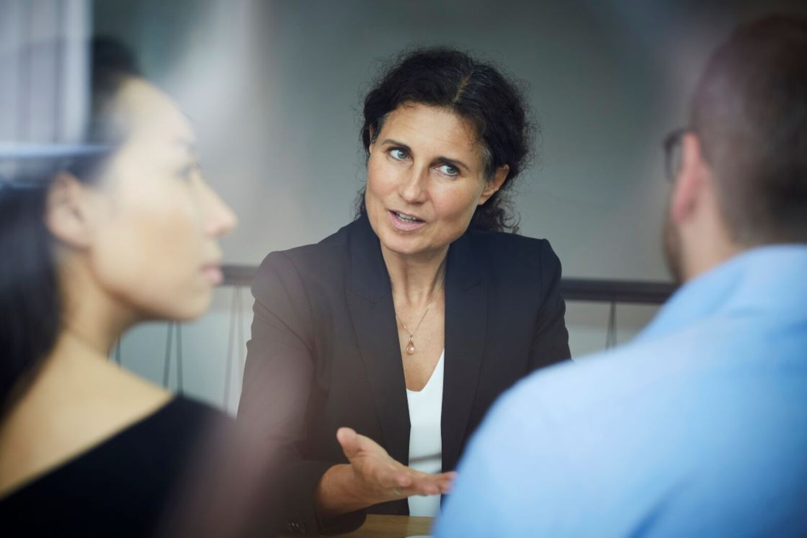 Kunden gewinnen und Kunden binden durch erfolgreiche Kundengespräche - myjob.ch