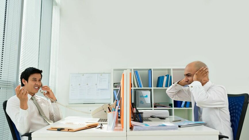 Lärm im Büro - Tipps für mehr Ruhe am Arbeitsplatz
